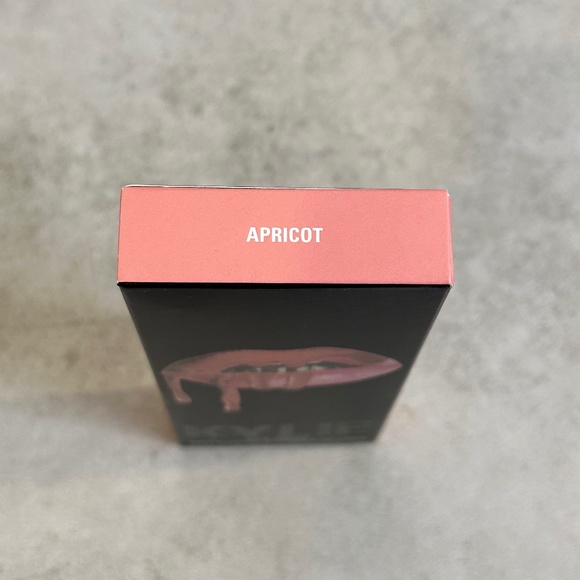 NEW Kylie Jenner Cosmetics Matte Lip Kit APRICOT - Picture 5 of 9
